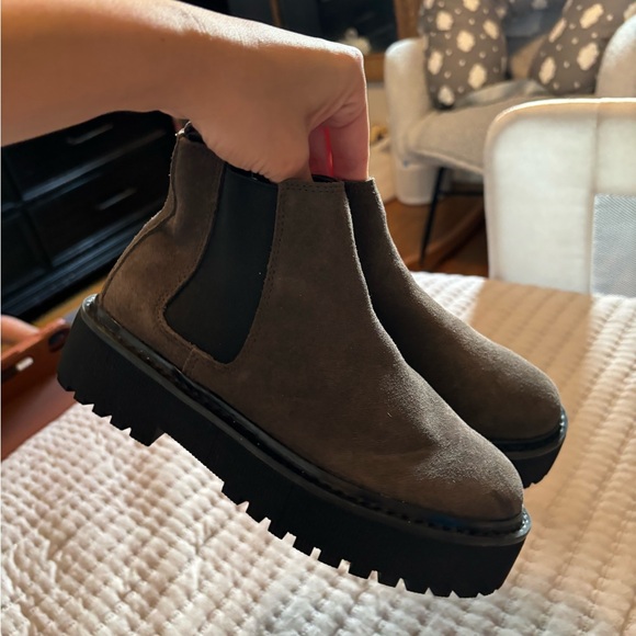 NWT ZARA Boys or girls grey boots - Picture 7 of 10